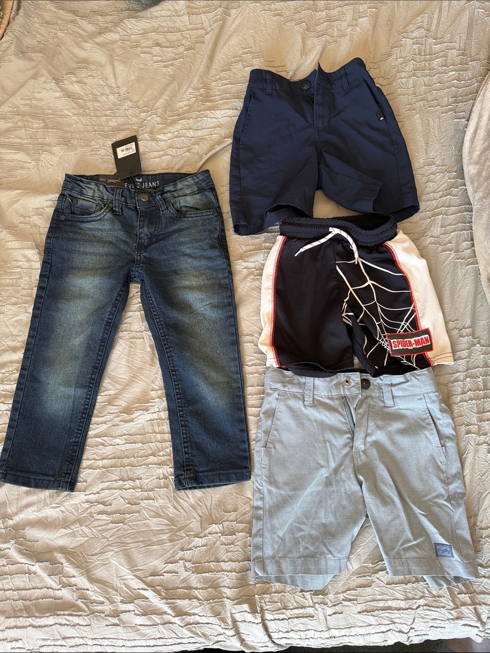 Kids bottoms size 3T